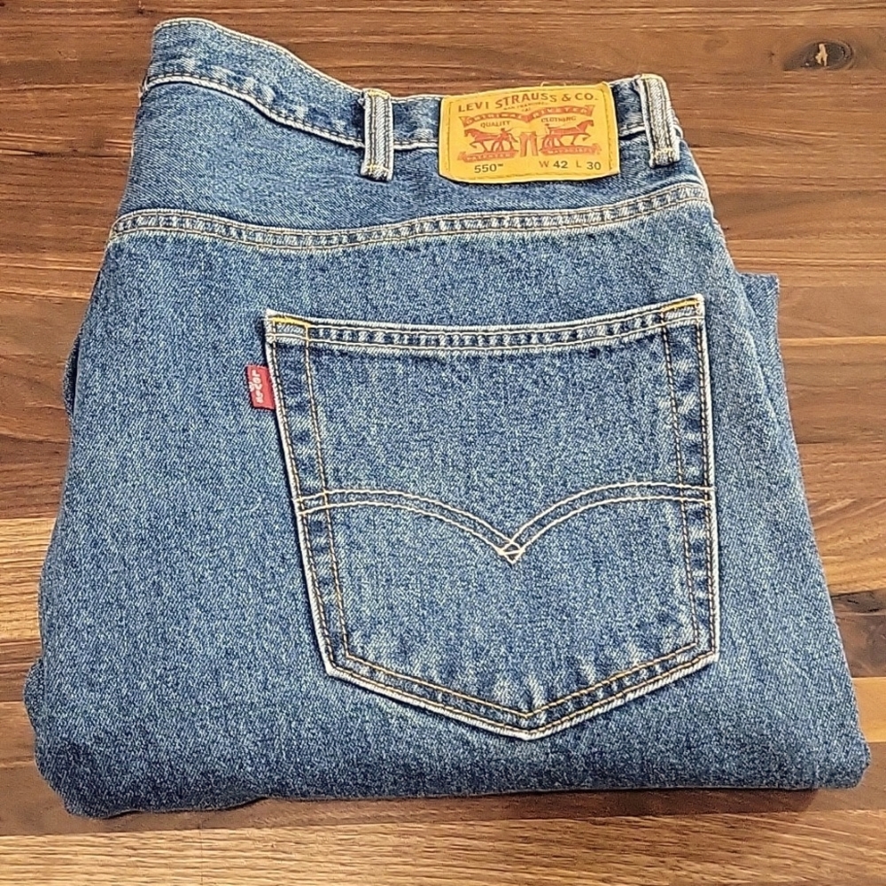 LEVI'S 550 JEANS